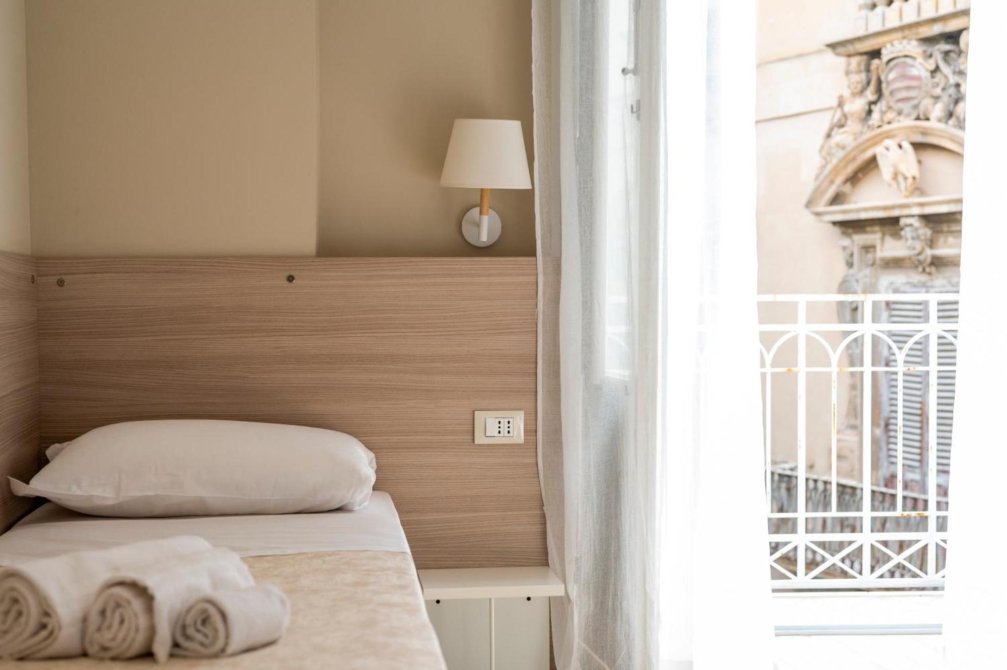 Le Mura - Charme Rooms Trapani Cameră foto